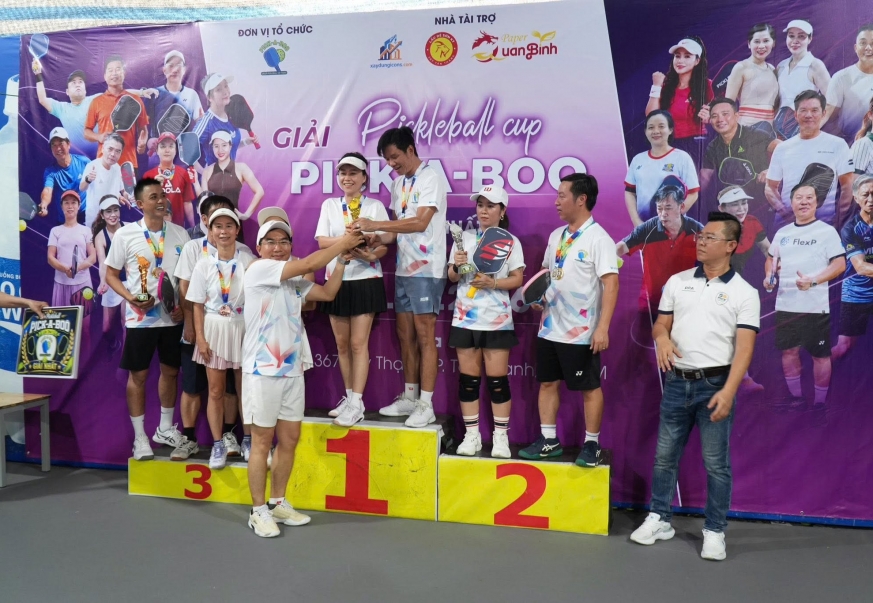 Xây dựng icons tổ chức thành công cup pick-a-boo lần thứ 1