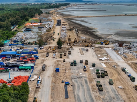 Nhà thầu xây dựng 'khát' lao động